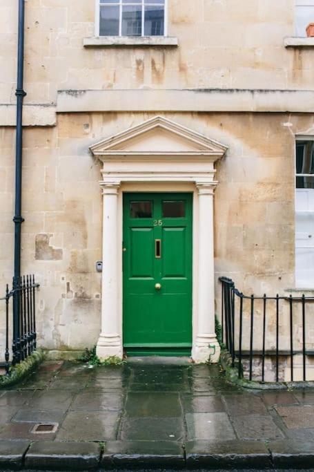 Garden Maisonette In Bath City Centre Екстериор снимка